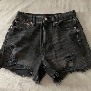 American Eagle 90s Boyfriend Fit Denim Shorts
